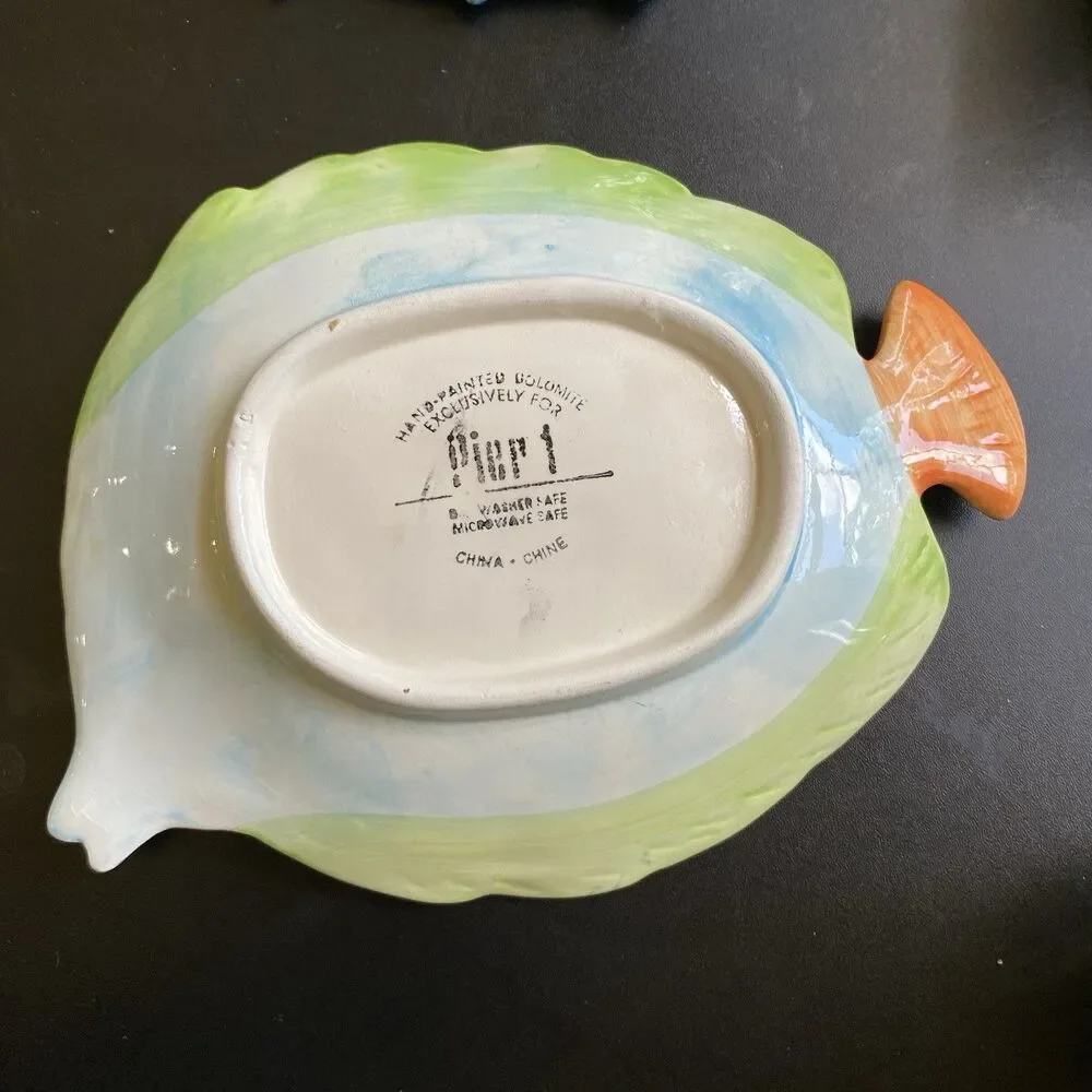 Pier 1 One Lot Of 4 Hand Painted Brightly Colored Mix & Match Fish Plates